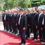 ท่าน พล.ต.อ.อดุลย์ แสงสิงแก้ว ( อดีต ผบ.ตร.  คนดีของแผ่นดิน)  นำทีม... รวบรวมทีม (อดีตตำรวจใต้ยุควางรากฐาน กองกำลังตำรวจ ศปก.ตร.ส่วนหน้า) เยี่ยมบำรุงขวัญ เติมกำลังใจให้ ตำรวจ สามชายแดนใต้  เพื่อให้มีขวัญกำลังใจต่อสู่ กับ พวกโจร ชายแดนใต้      ต่อไป โดยมี 